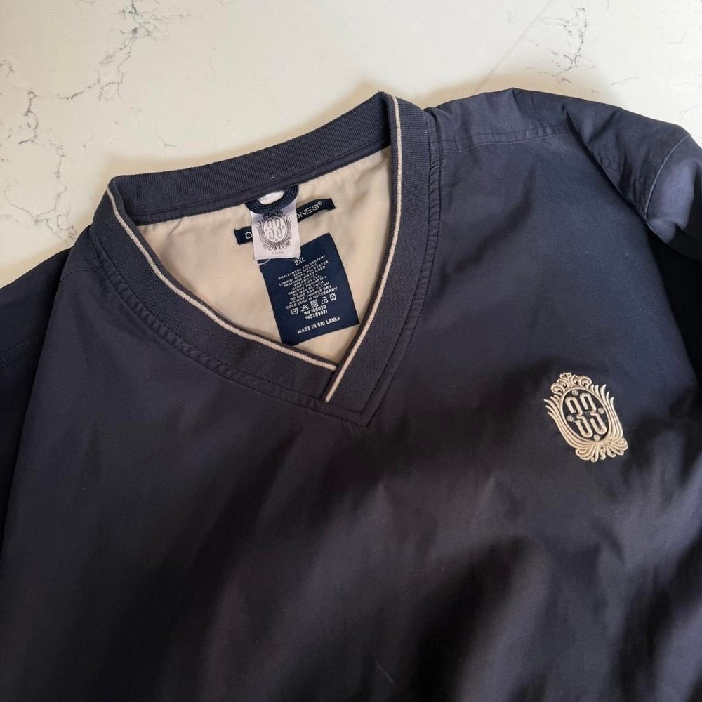Disney Club 33 Windbreaker Pullover Mens 2XL Navy Old Logo V Neck Disneyland